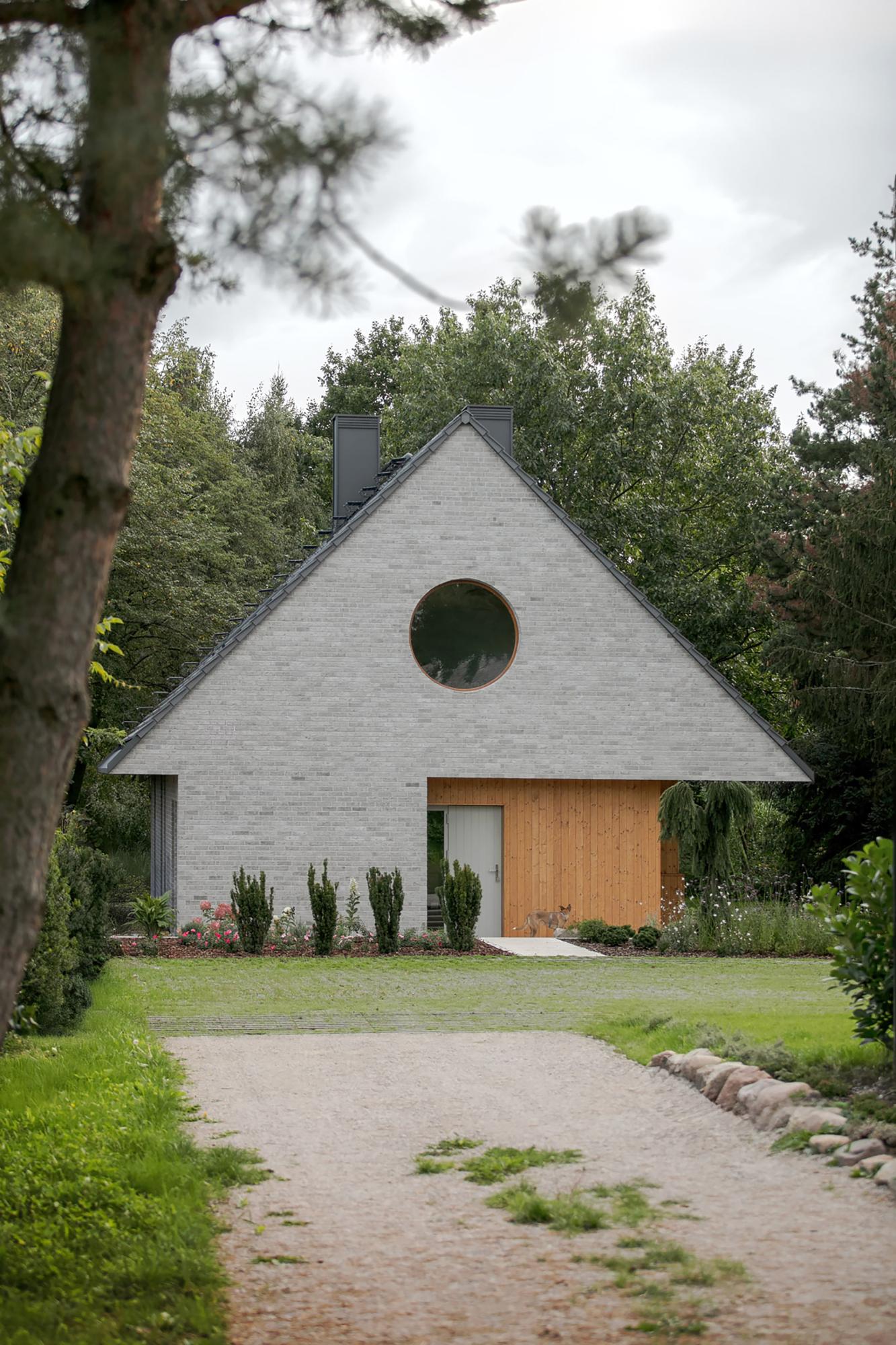 基础小屋（Elementary House）