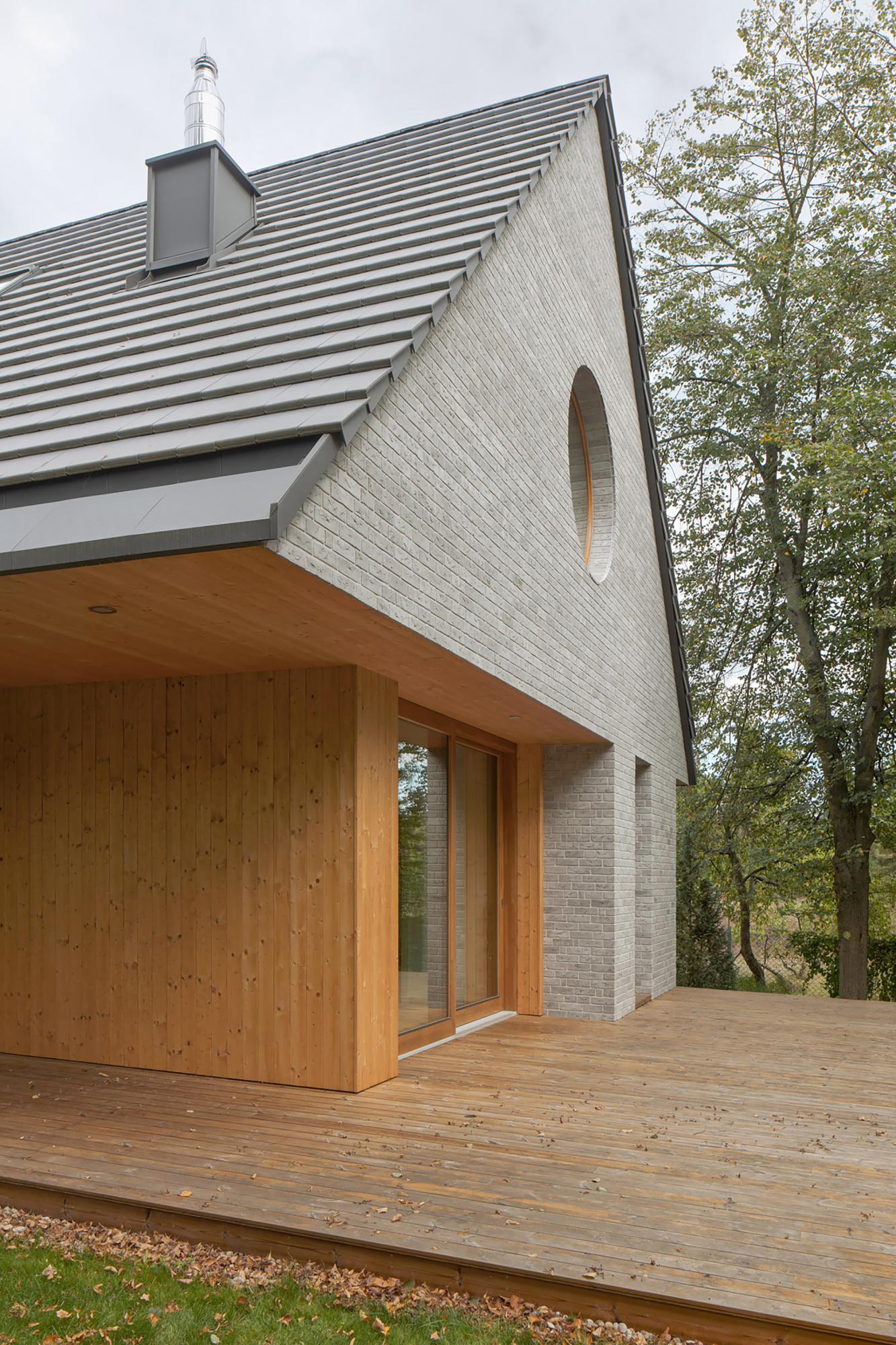 基础小屋（Elementary House）