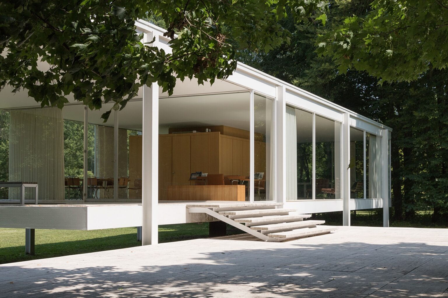 范斯沃斯宅（Farnsworth House）